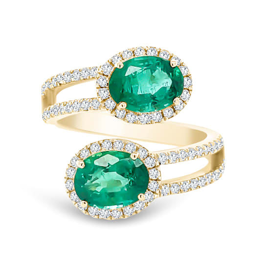 18K Yellow Gold Emerald and Diamond Ring3.15ctw