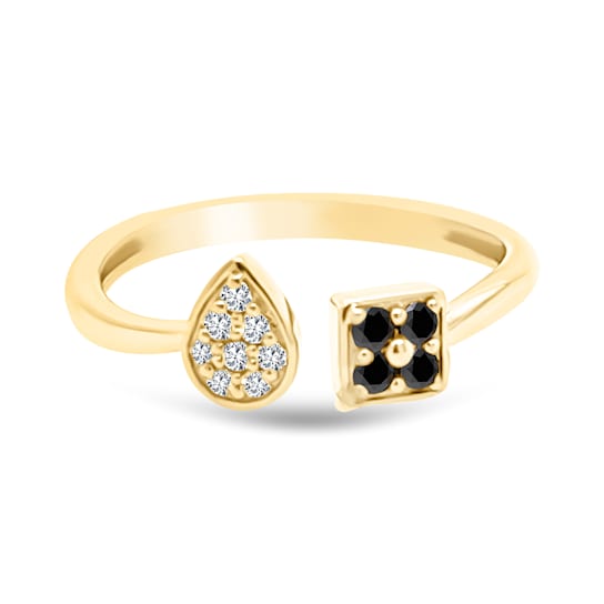 18K Yellow Gold Ring with White and Black Diamonds in Center