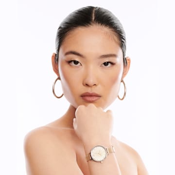BCBGMAXAZRIA