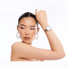 BCBGMAXAZRIA