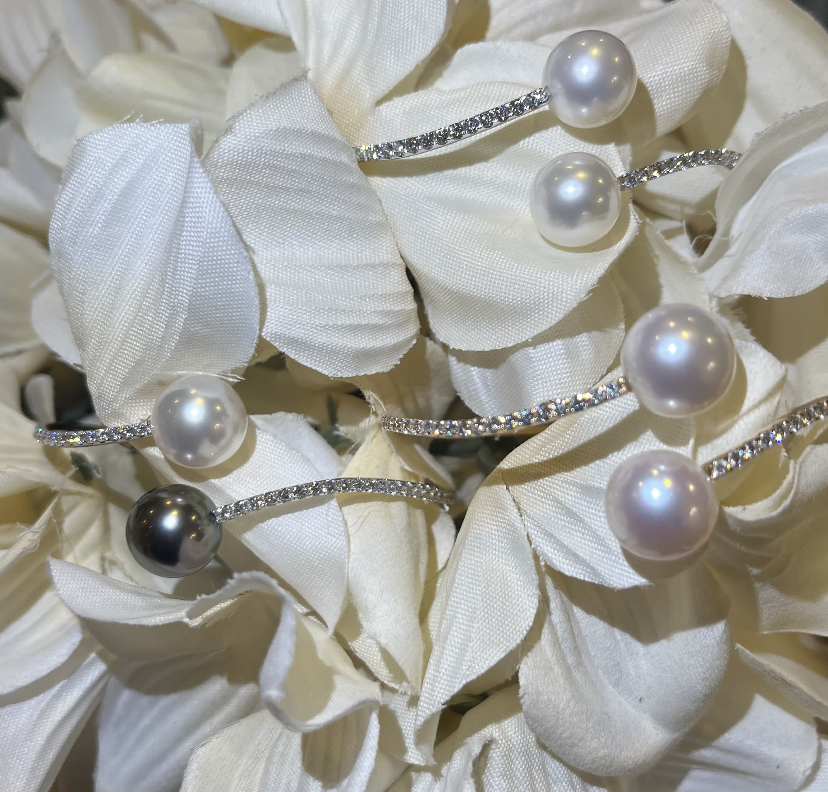 Gili Jewels
