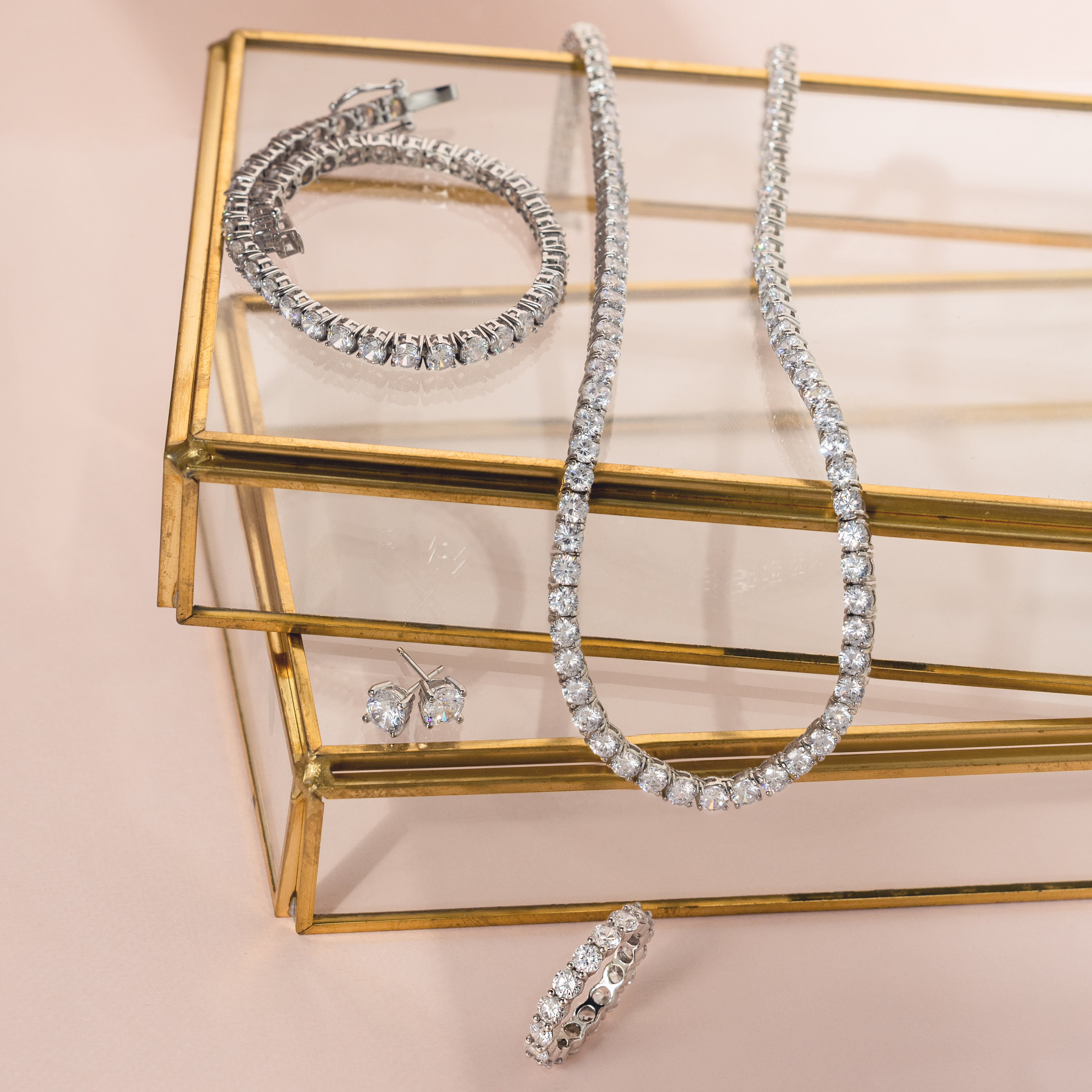 Bella luce jewelry store