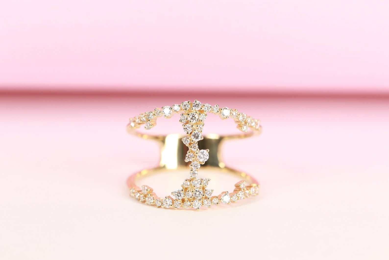 
Classic Diamond 14K Yellow Gold Round Cut Wedding Ring by 