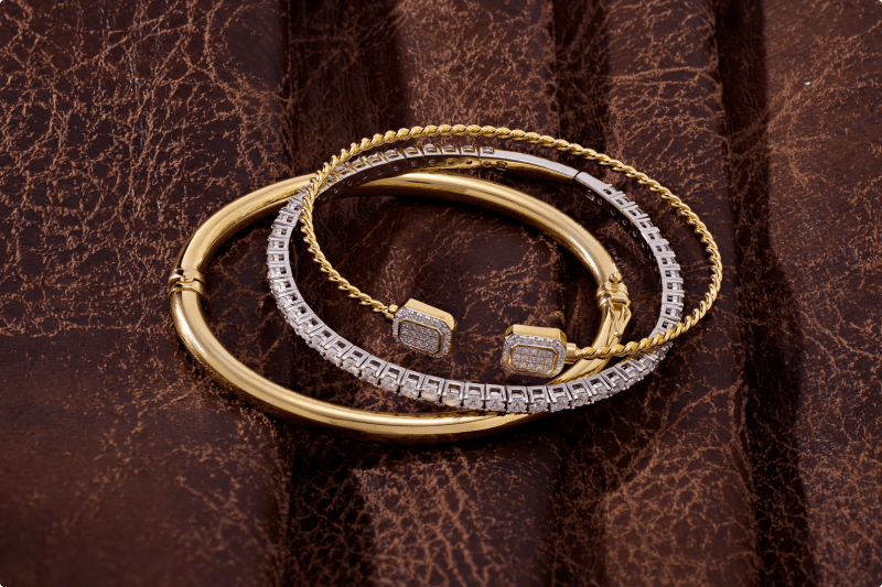 The Art of Mixing Metals: Your Guide to Wearing Gold and Silver Together 