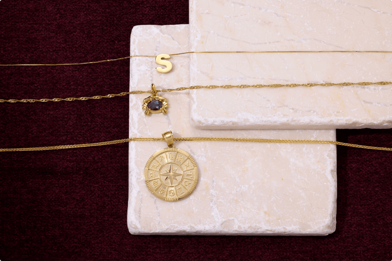 How to Layer Necklaces in 3 Easy Steps