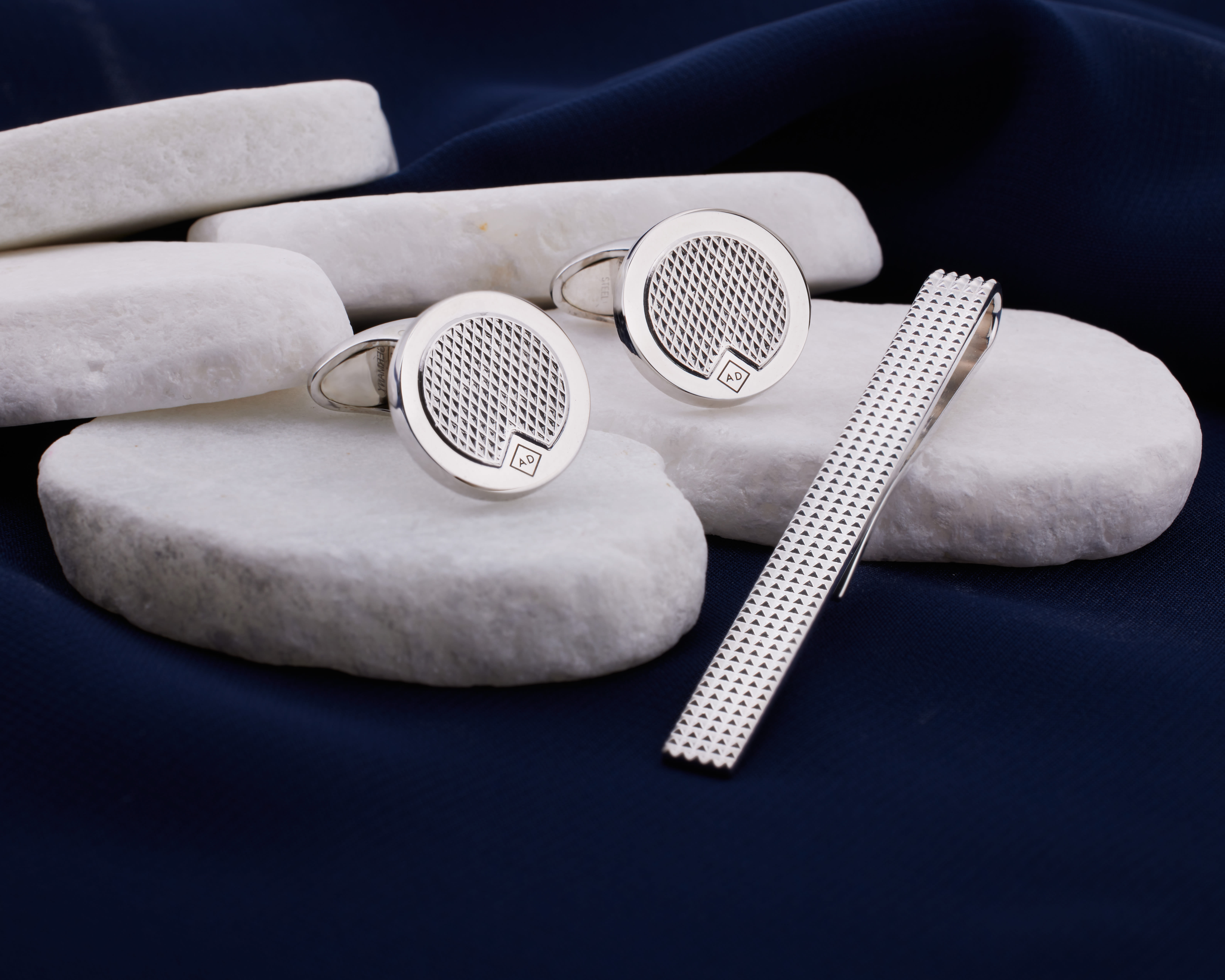dunhill et diahallm sterling silver cufflinks and tie pin 