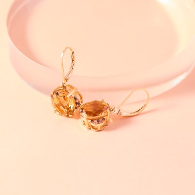 A pair of brown quartz drop earings