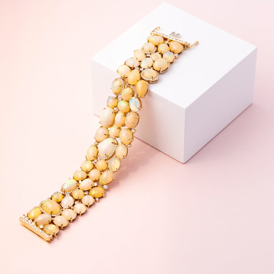 Opal and Diamond Bracelet in Yellow Gold 