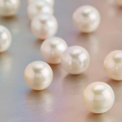 multiple loose pearls