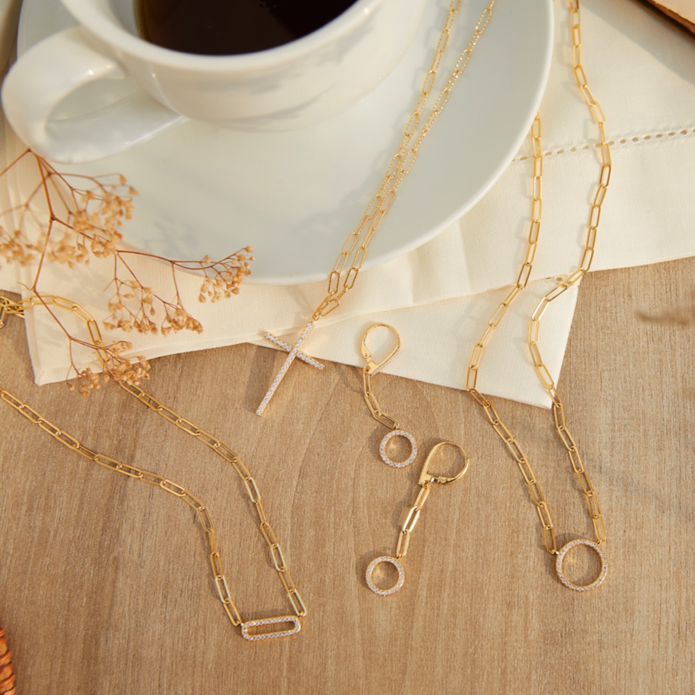 5 Necklace Styles to Kick Your Look Up a Notch