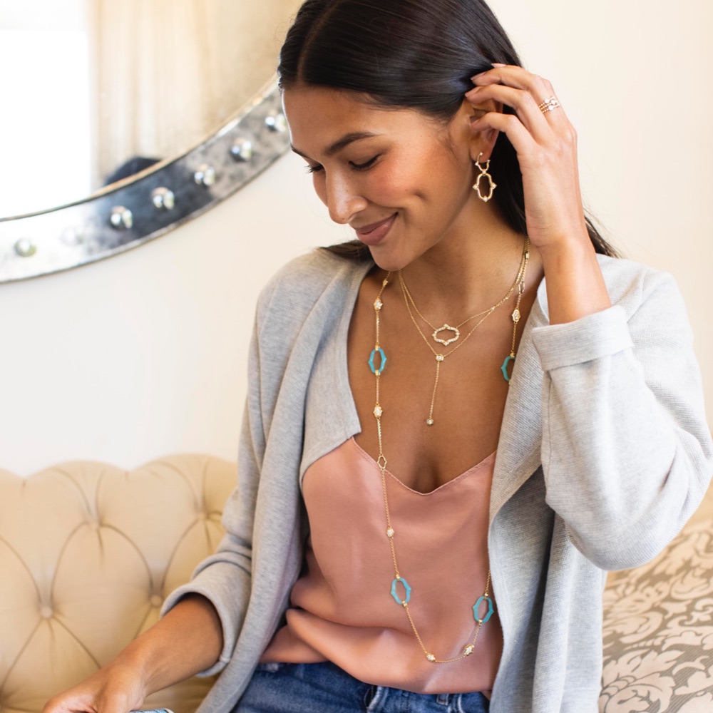 How to Layer Necklaces in 3 Easy Steps