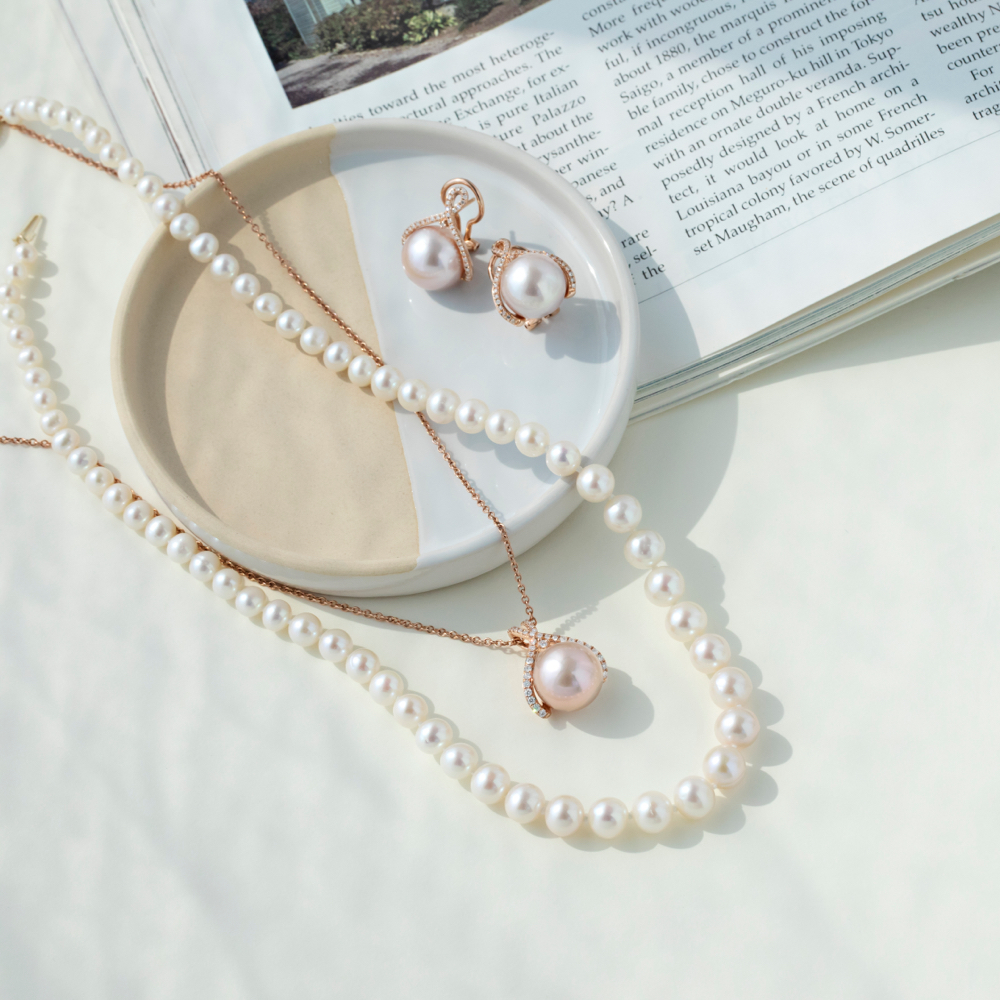 Classic pearl strand, pink pearl pendant and matching earrings 